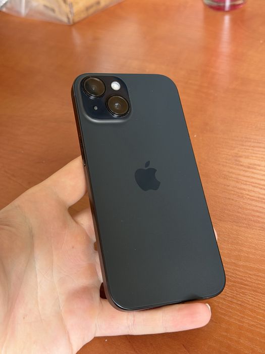 Продам iPhone 15 256gb