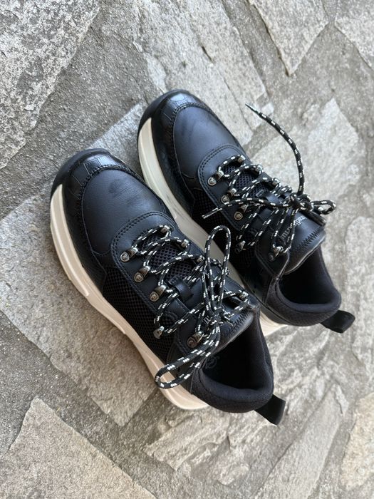 Черни обувки Stradivarius