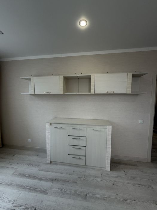 Продам тумба и подвесная полка