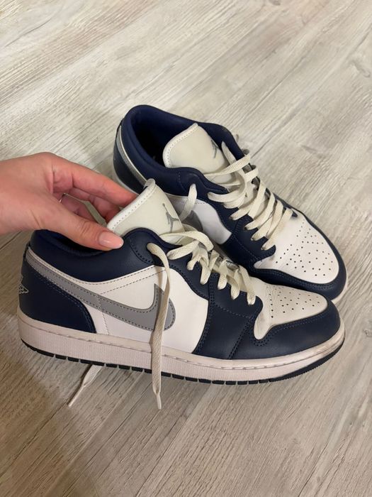 Air Jordan 1 low - marimea 43,