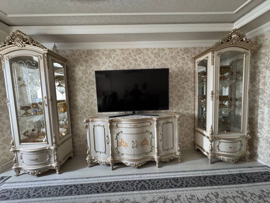 Мебель для гостиной Комод Карандаш 10/1 (стол,стул) комплект