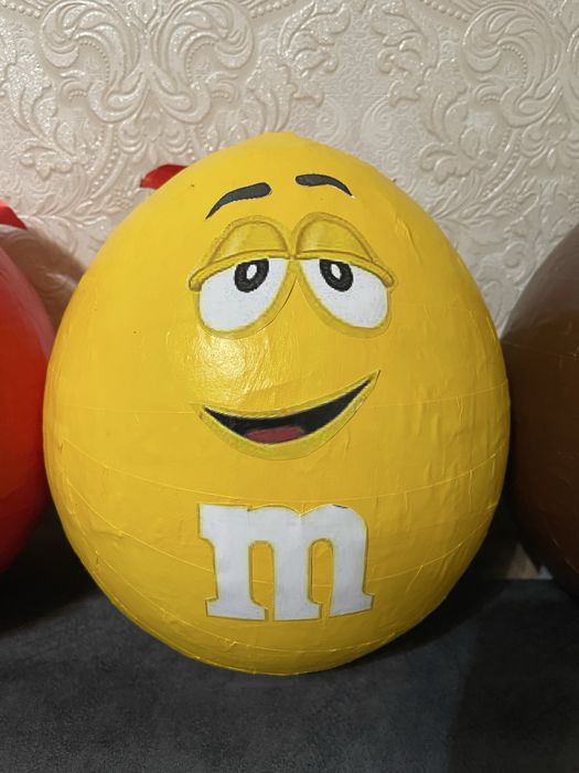 Подарочный бокс . Миньон. Коробка. Киндер