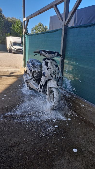 Vand scuter yamaha ovetto!