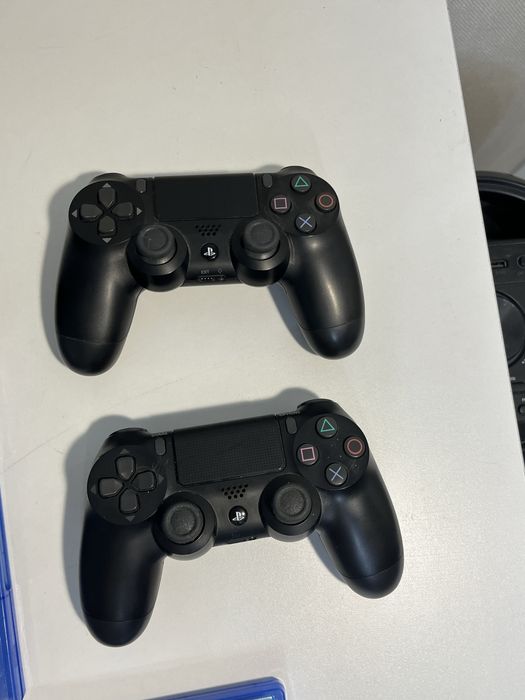 PlayStation 4 и джостик