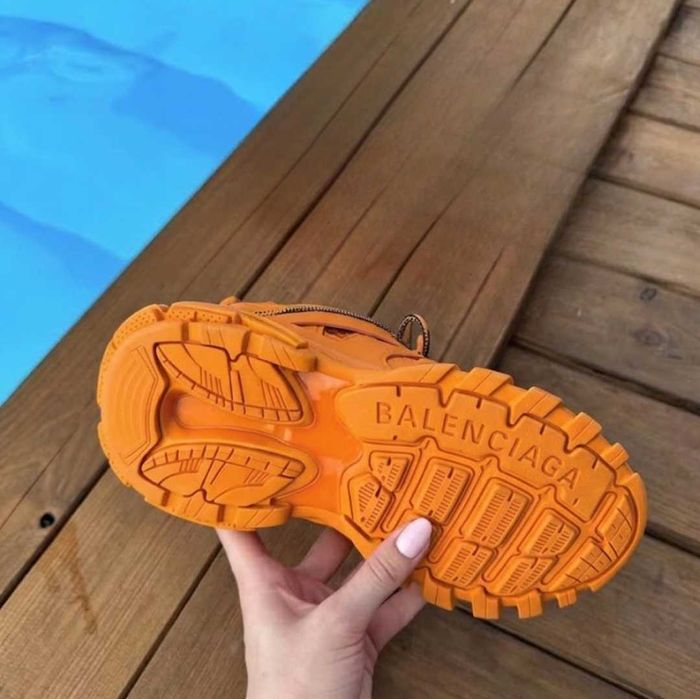 Balenciaga Track – Orange