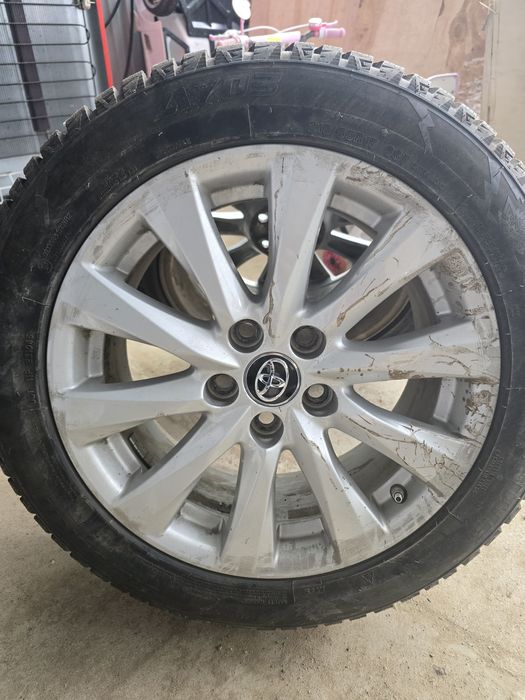 Комплект зимний диски от камри 70