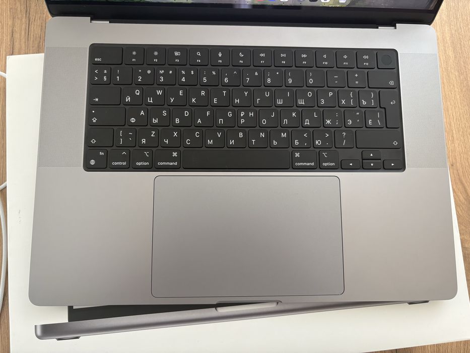 MacBook Pro 16 M1 Pro 32GB 512GB SSD EAC
