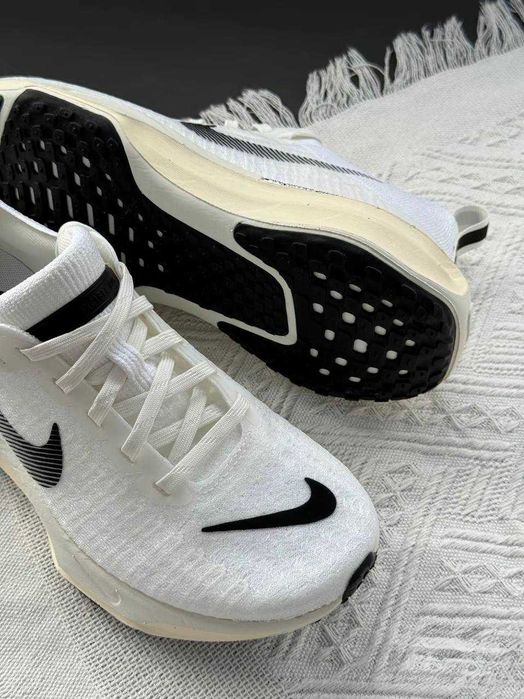 Nike Invincible 3