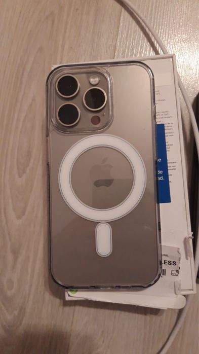 iPhone 15 Pro Fabricat 2024