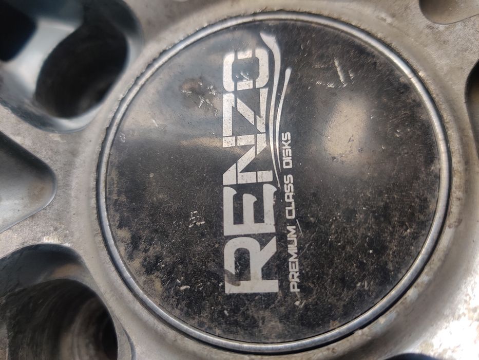 Обмен на строй материал Премиум звёзды 17" RENZO premium class disc