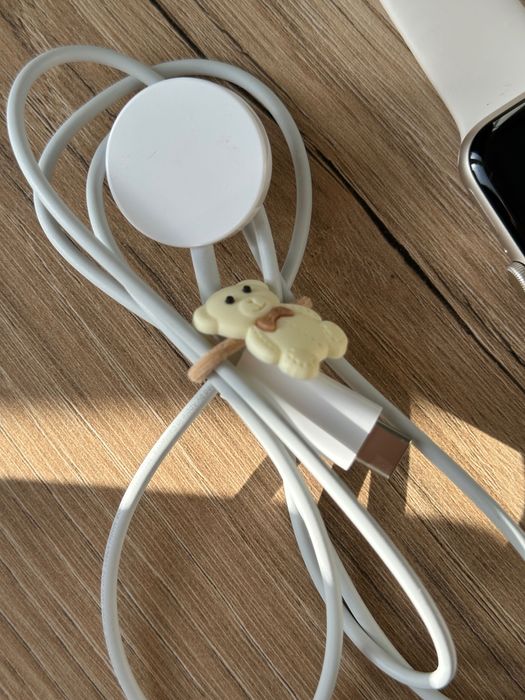 Продам Apple Watch SE 40mm