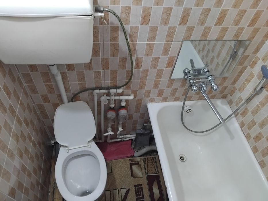 1-xonali uy (бывщая общежития)