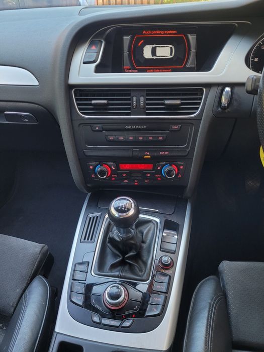 Dezmembrez audi a4 b8 2010 CAGA s-line led piele