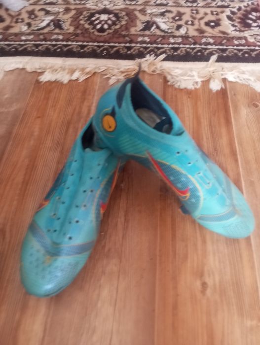 бутсы найк без шнурков