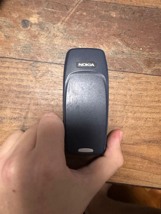 Nokia 3310 без батерия Обаче роботи