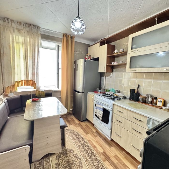 Продам 2комн рвйон с/м Рахат
