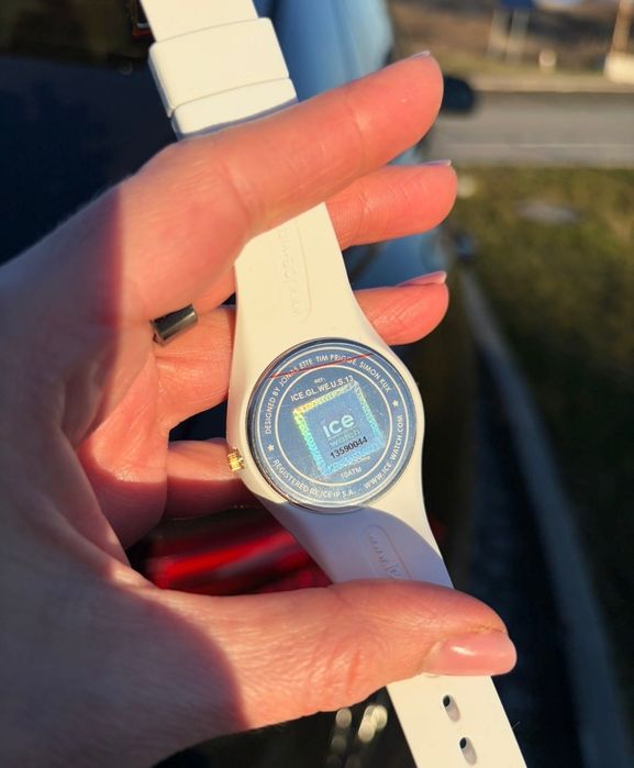 ICE Watch -Glam White/Gold– бял дамски часовник (оригинален) с кутия