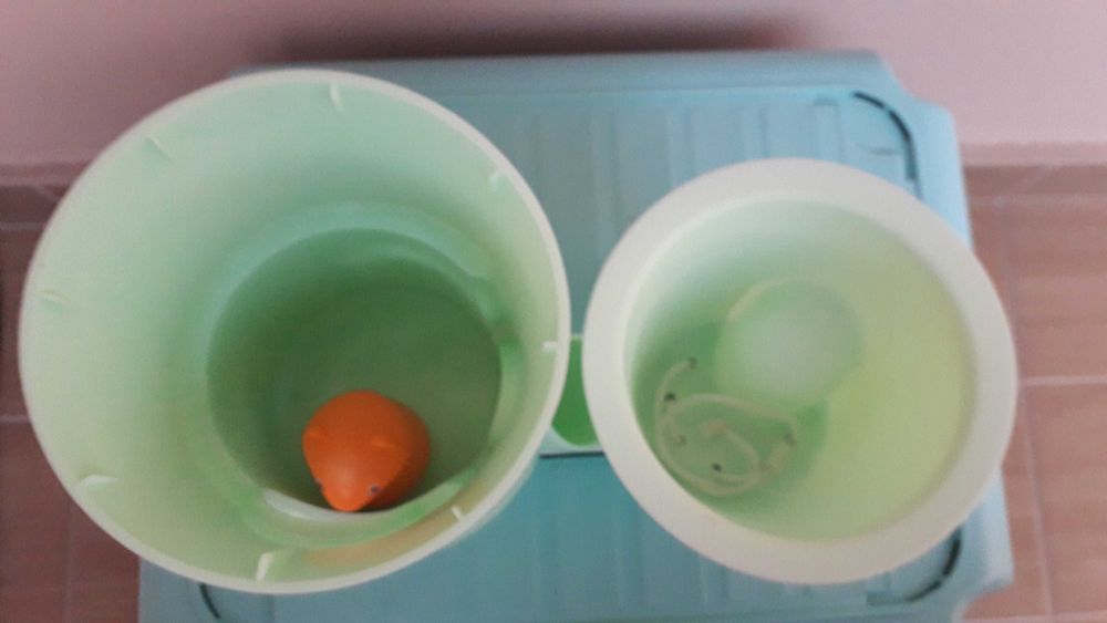 Самополиваща саксия