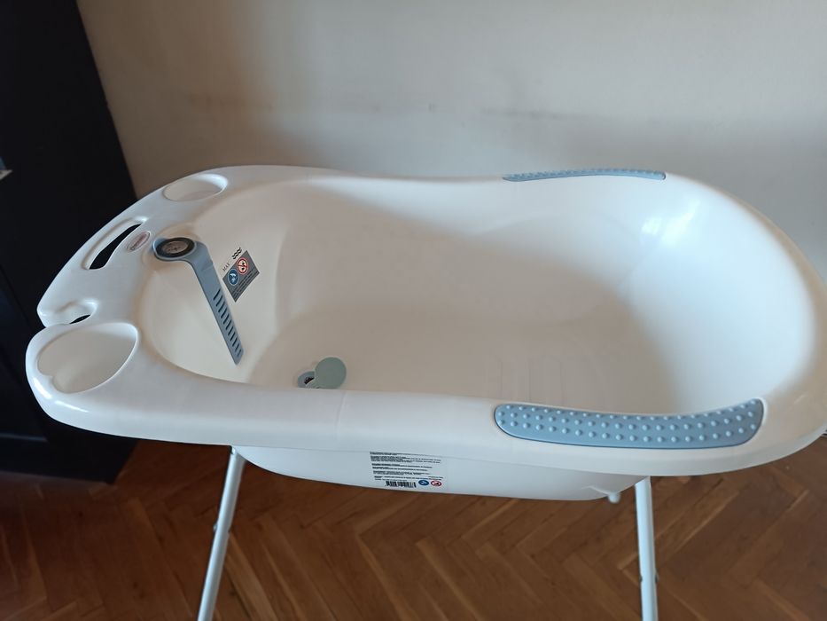 Бебешка вана Chipolino със стойка