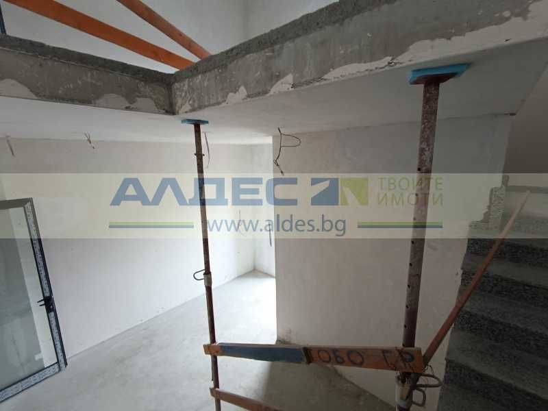 Дава се под наем Магазин в София, Люлин 10 - 1115 кв.м за 10704 € - Снимка #2