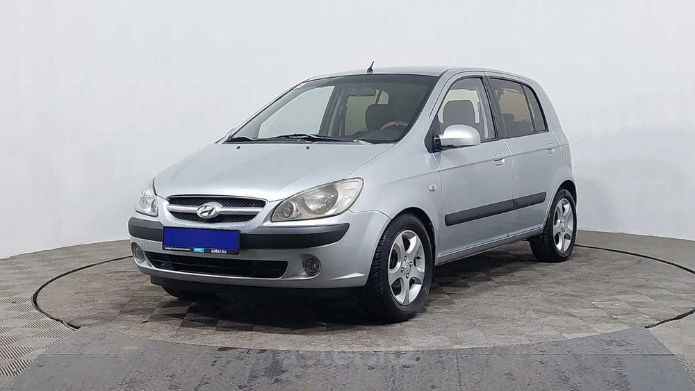 Капот крыло на Хендай Хюндай Гетз 2006- / Hyundai Getz 2006-