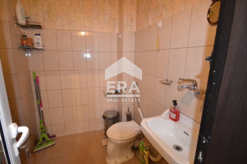 Продава се Едностаен апартамент в Хасково, Център - 32 кв.м за 1355 €/кв.м - Снимка #10