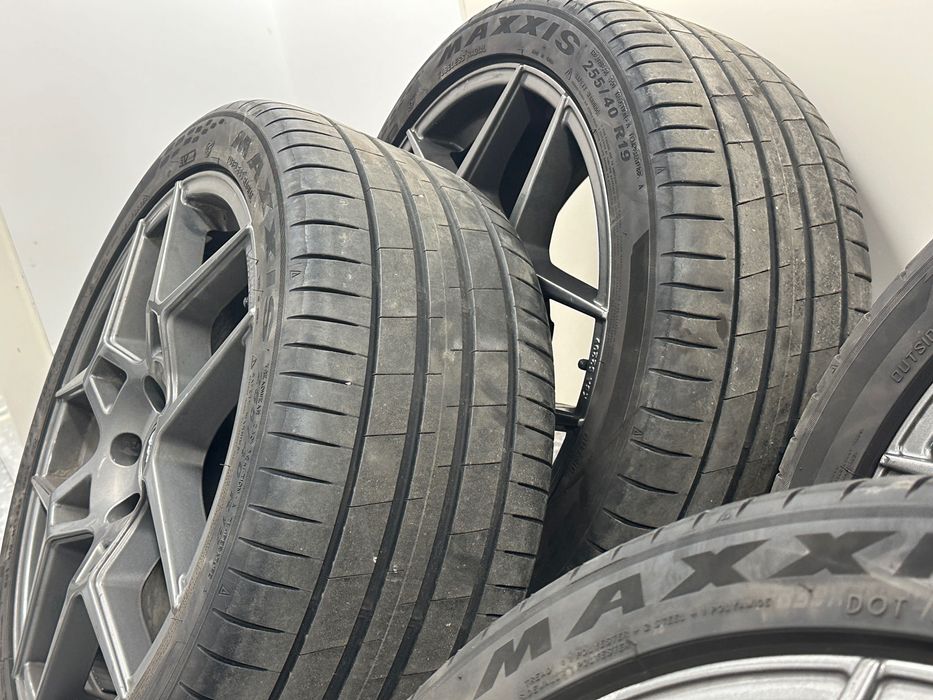 Jante R19 inch 5x112 Audi Mercedes VW Skoda anvelope Maxxis Dot25