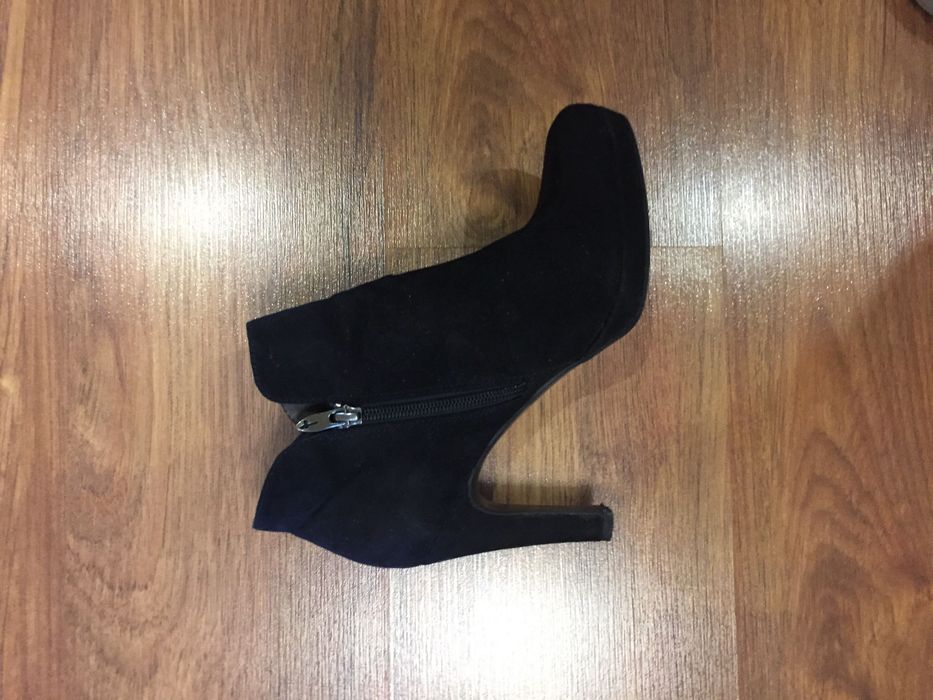 Сапоги женские(бутильоны).