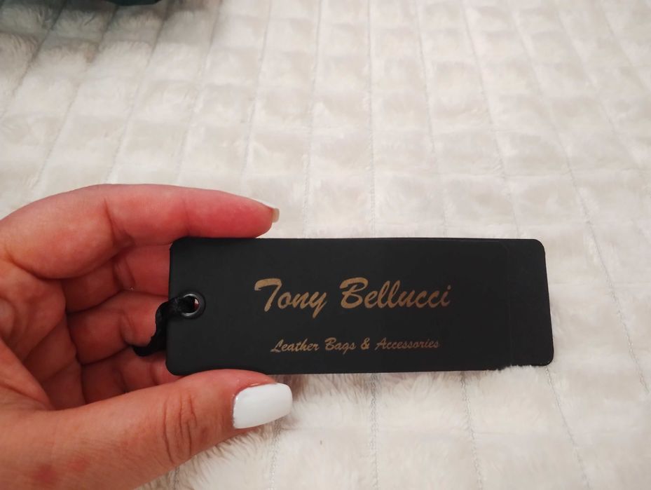 Кокетна нова дамска чанта Tony Bellucci, телешка кожа+абаносова дръжка