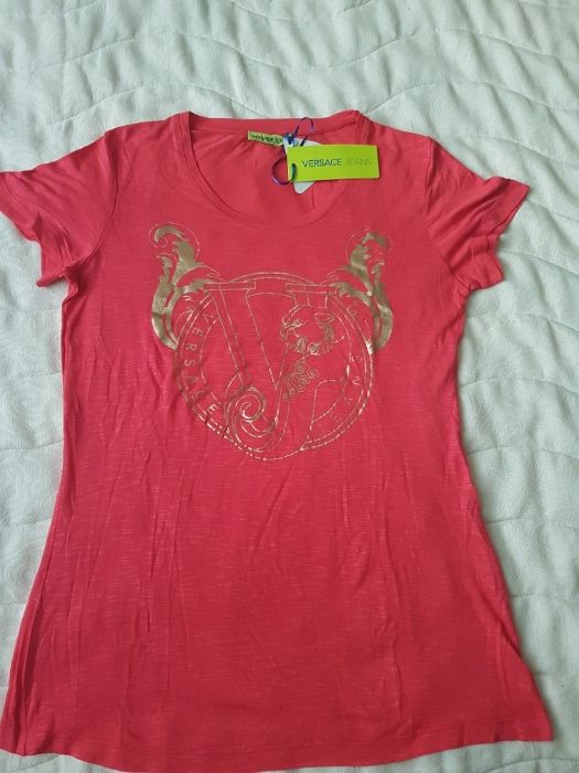 Ефектна дамска тениска VERSACE JEANS, размер S/M. НОВА! Оригинал!