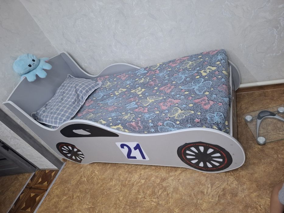 Продам  кровать срочно