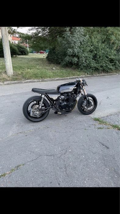 Kawasaki GPZ 550 Caferacer