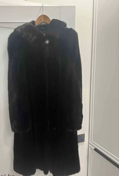 Продам норковуб шубу