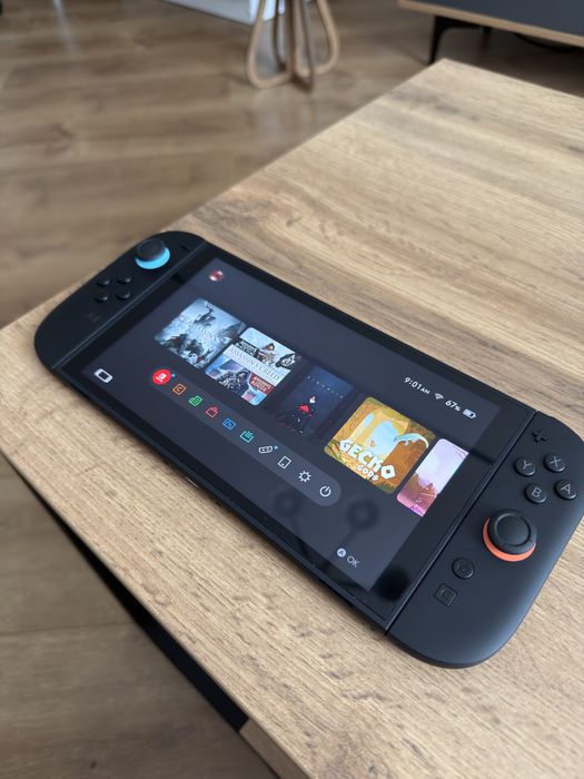 Nintendo Switch 2 Почти Новая