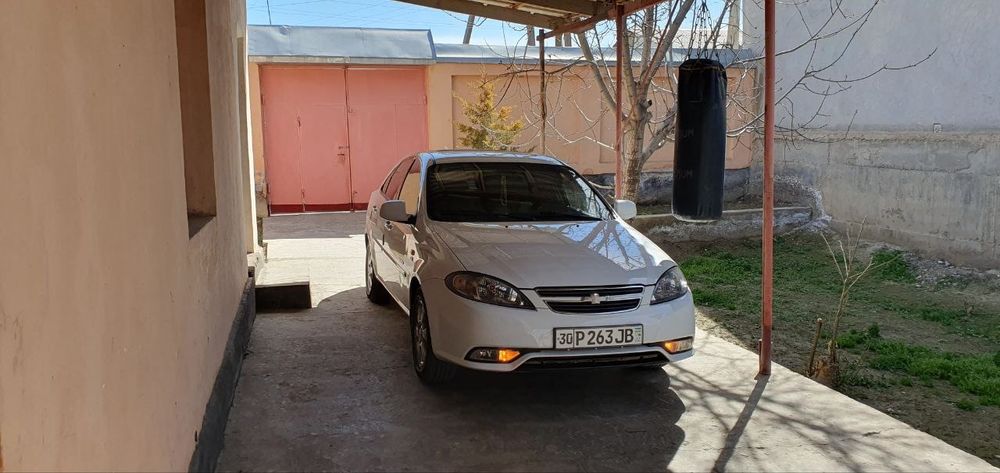 Автомат коробка Джентра сотилади