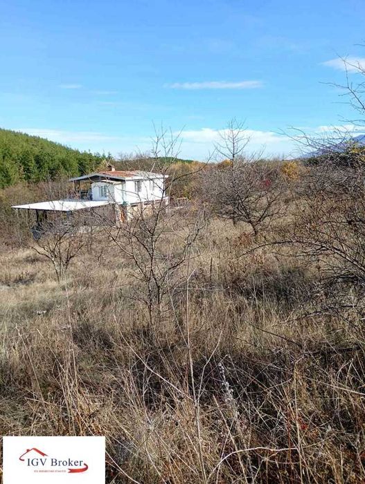 Продава парцел в с. Клисура, гр. Банкя