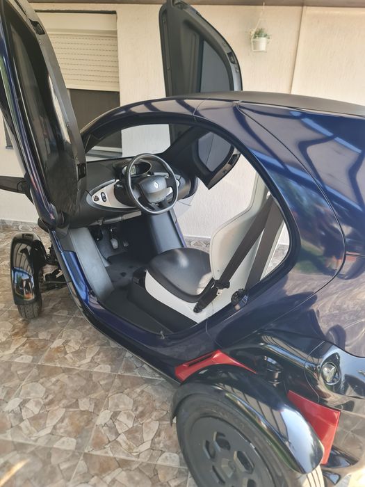 Renault Twizzy An 2012 cu 32000 km se conduce Fara PERMIS