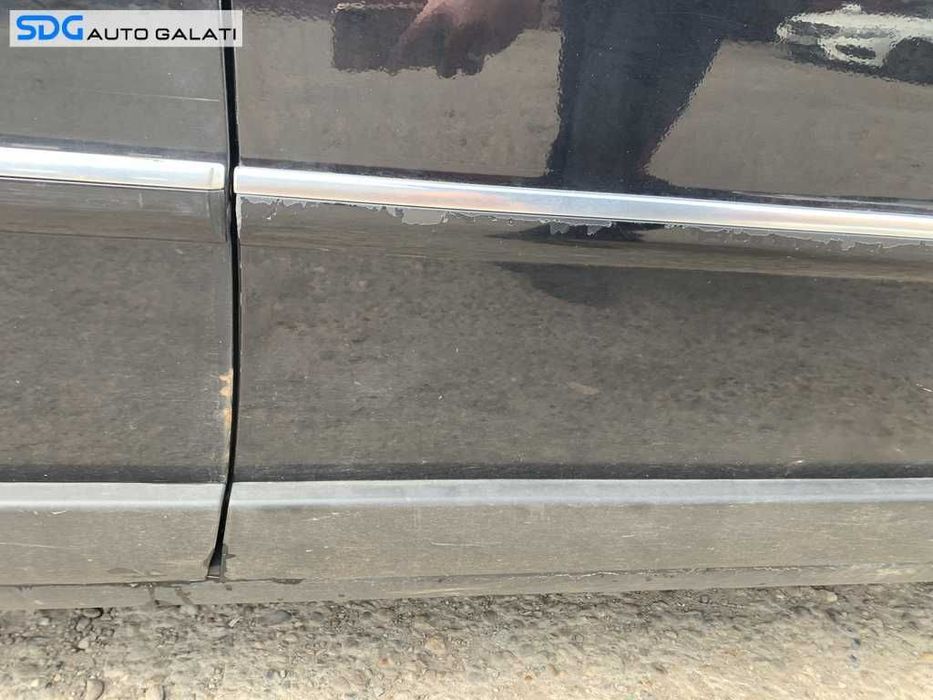 Usa Usi Portiera Portiere Dreapta Fata VW Passat B5.5 2001 - 2005 Cod Culoare LC9X