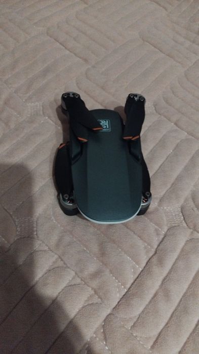 Продам Дрон в хорошем состоянии