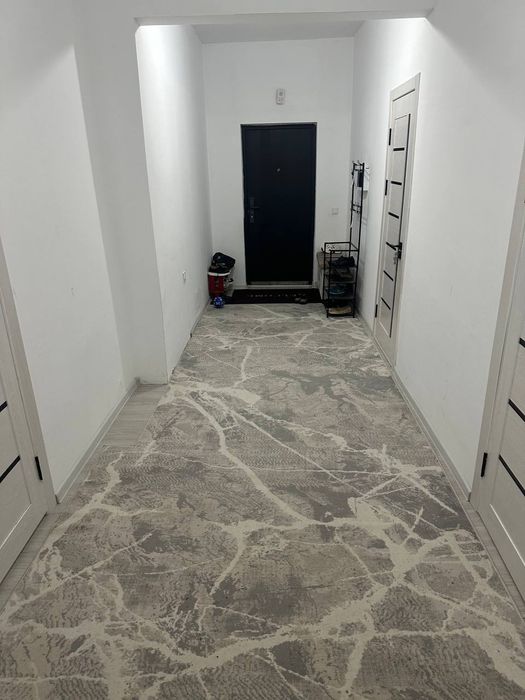 Sergile yangi darxonda