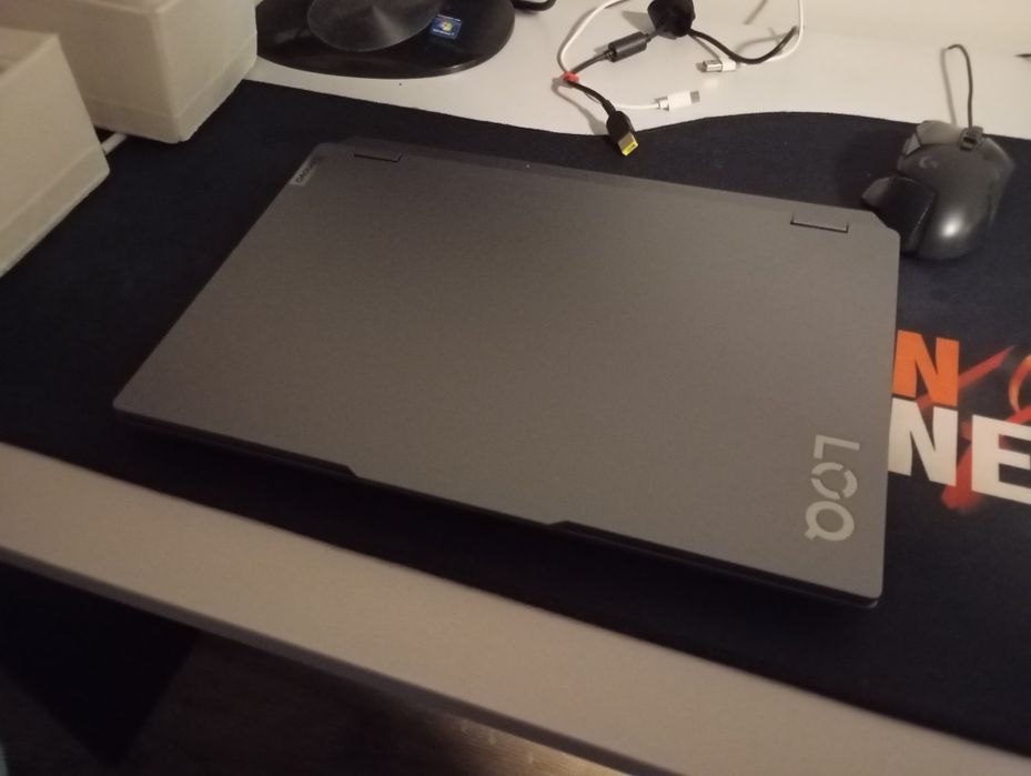 Леново LoQ 15 Геймърски лаптоп