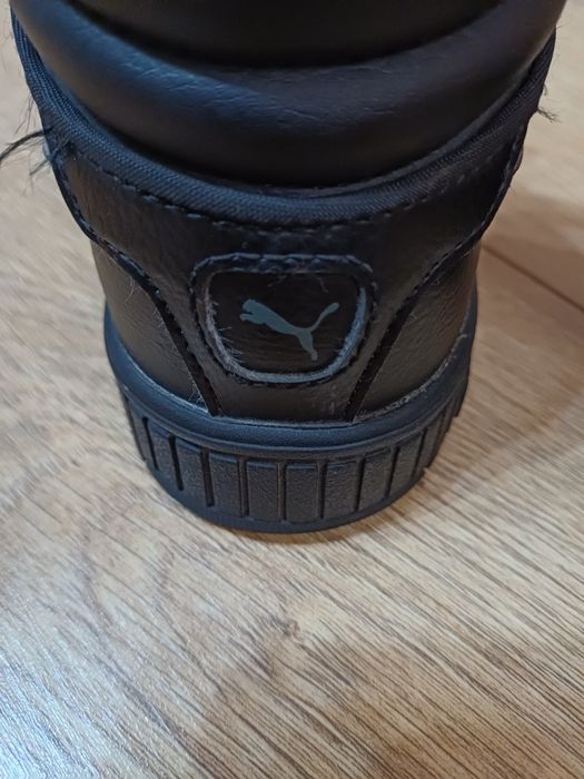 Маратонки PUMA номер 32