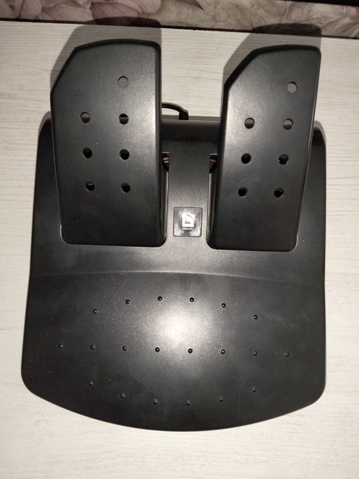 Руль Defender Forsage GTR