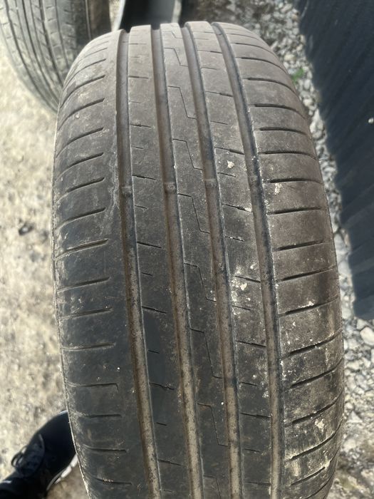 Продам резину летнию 215/60/16