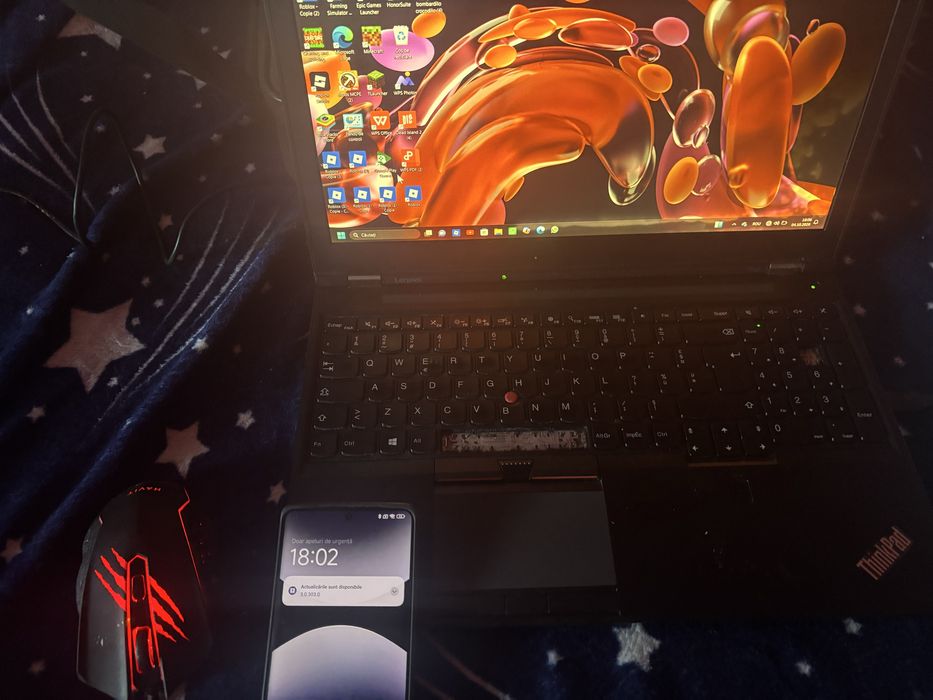 Laptop si telefon