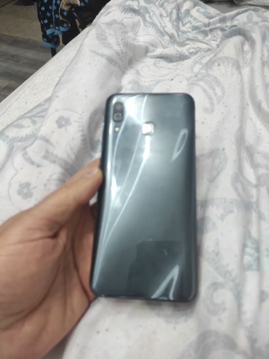 Samsung A30 3/32Gb