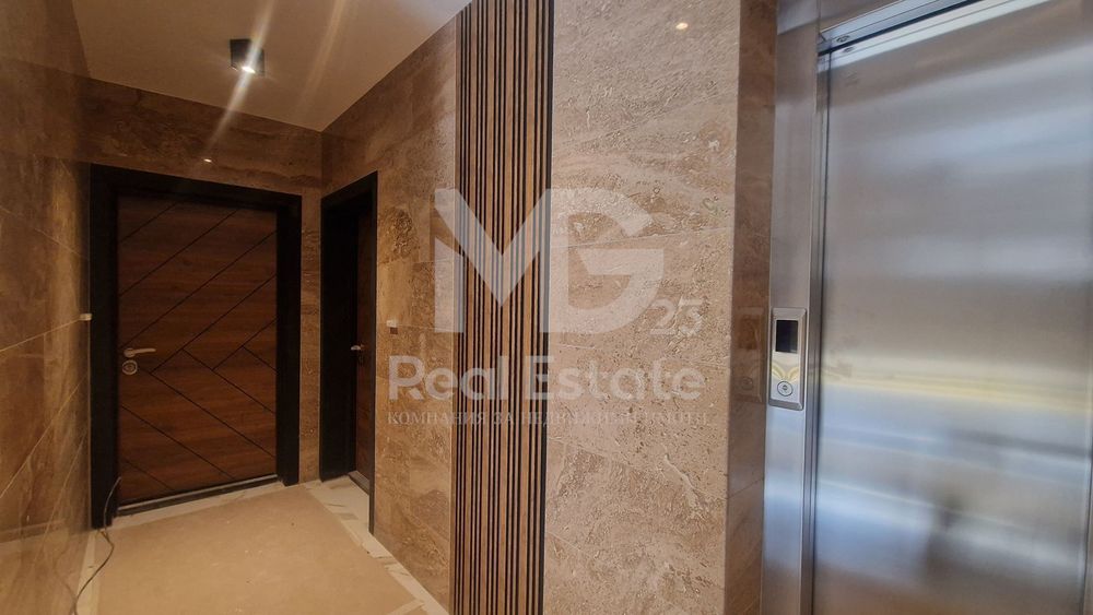 Продава се Двустаен апартамент в Пловдив, Христо Смирненски - 78 кв.м за 1993 €/кв.м - Снимка #10