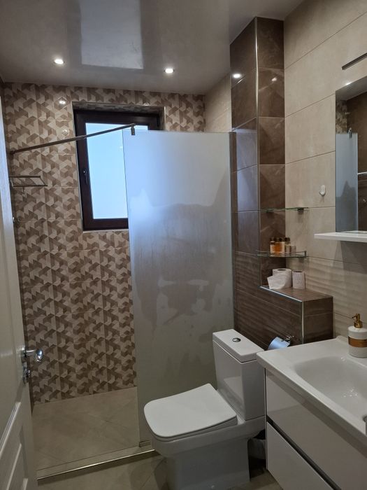 Дава се под наем Тристаен апартамент в Казанлък - 80 кв.м за 398.82 € - Снимка #9