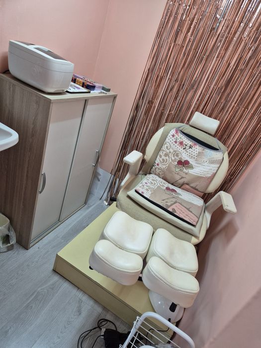 Дава се под наем  в Плевен, Сторгозия -  кв.м за 306 € - Снимка #1