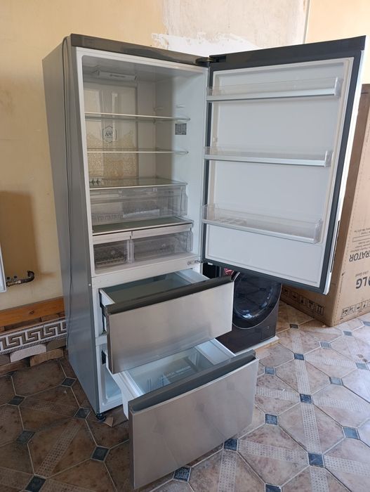 Xolodilnik Haier 3 kamerali